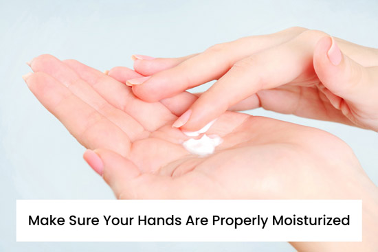 make-sure-your-hands-are-properly-moisturized-beauty-tips